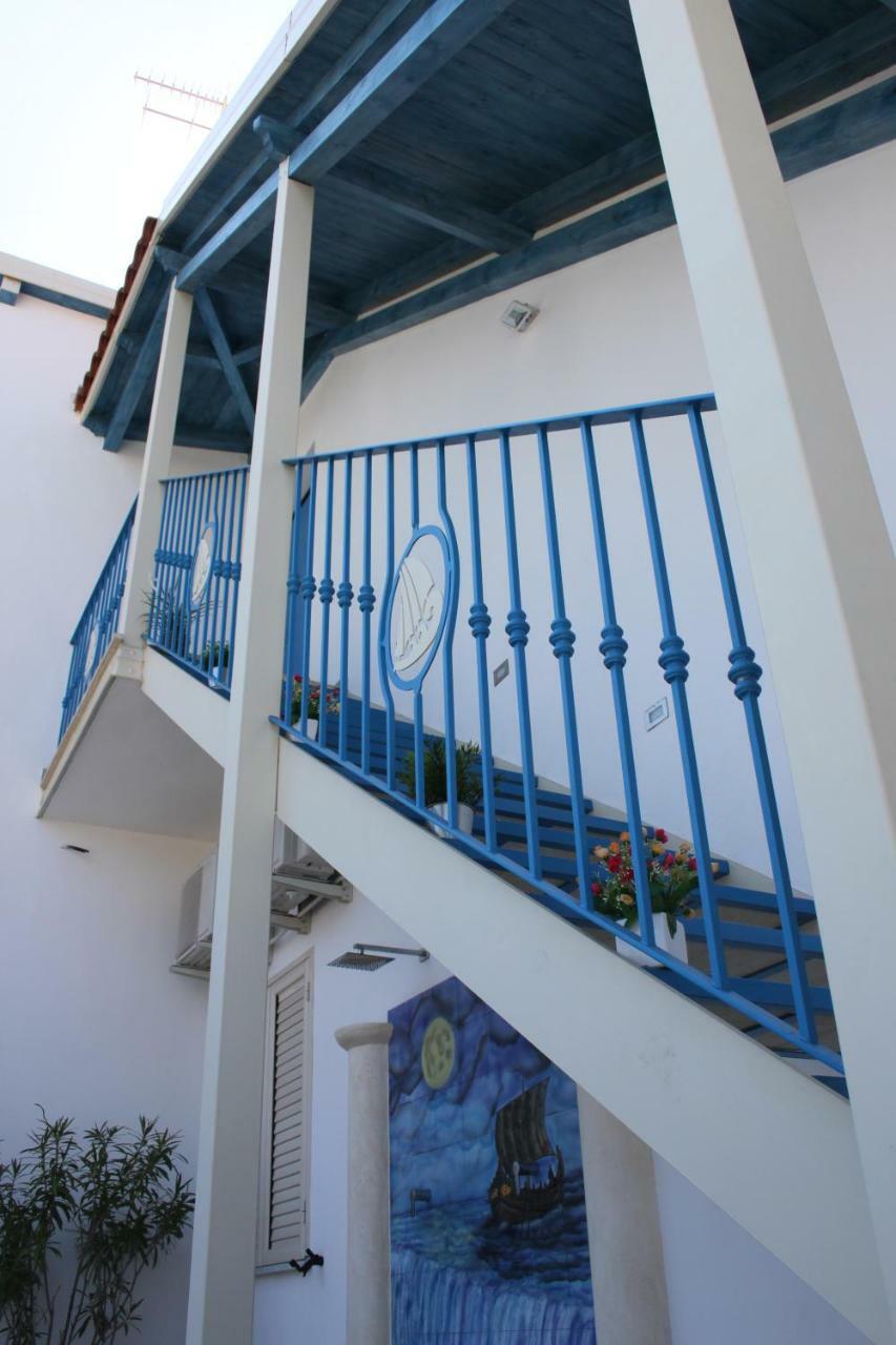 Oudeis Holidays Apartments Tropea Exterior photo