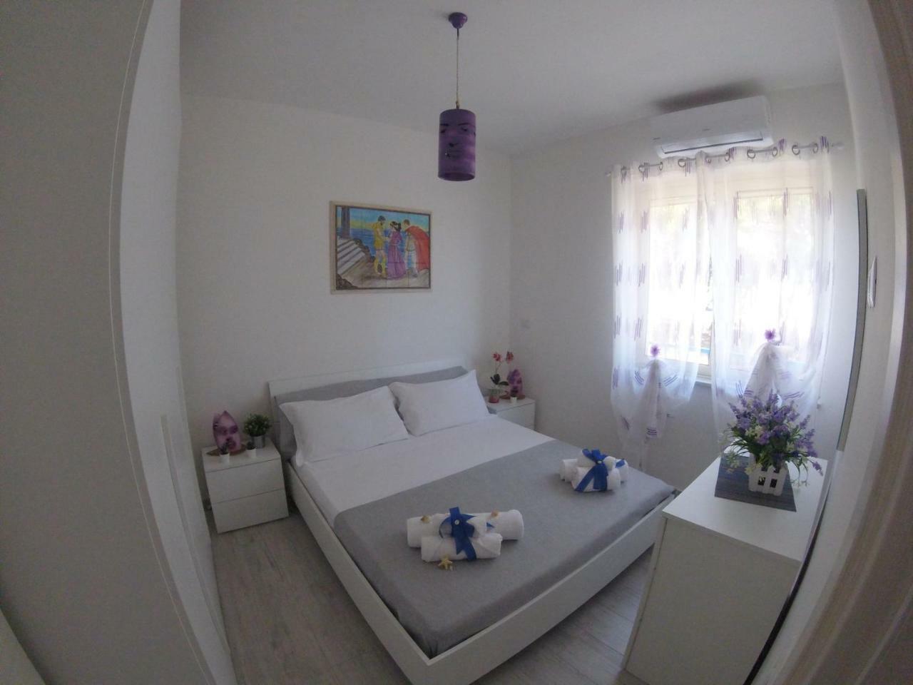 Oudeis Holidays Apartments Tropea Exterior photo