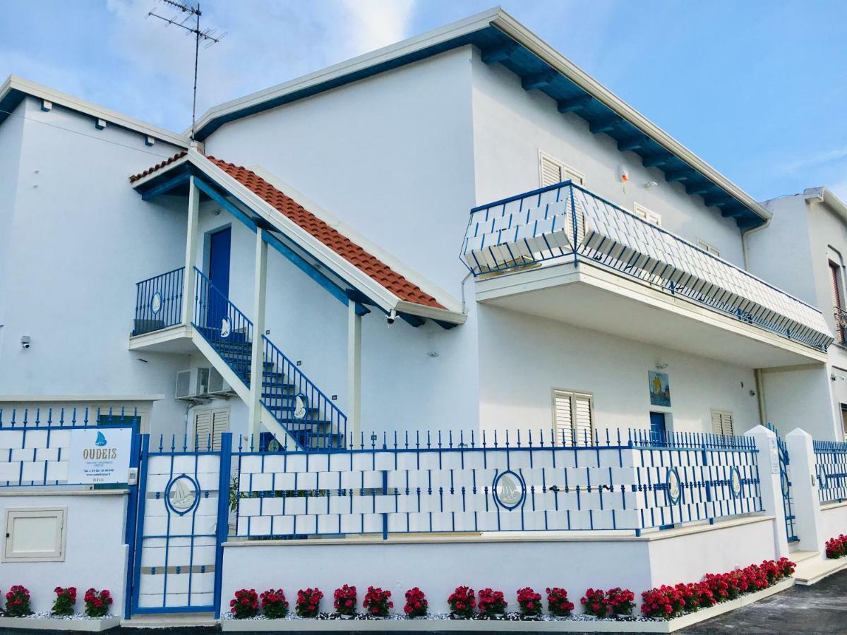 Oudeis Holidays Apartments Tropea Exterior photo